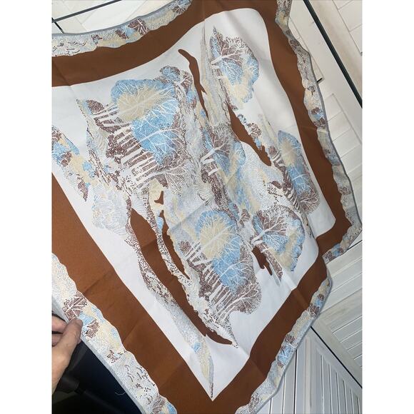 Vintage 1960s/1970s Sally Gee Scarf Hand Rolled Japan 26 Inch Square - Picture 5 of 7